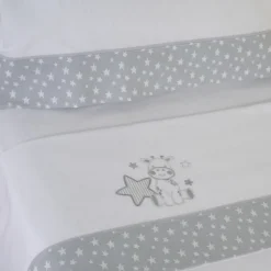 Juego de sábanas cuna franela jirafa 378 blanco/gris