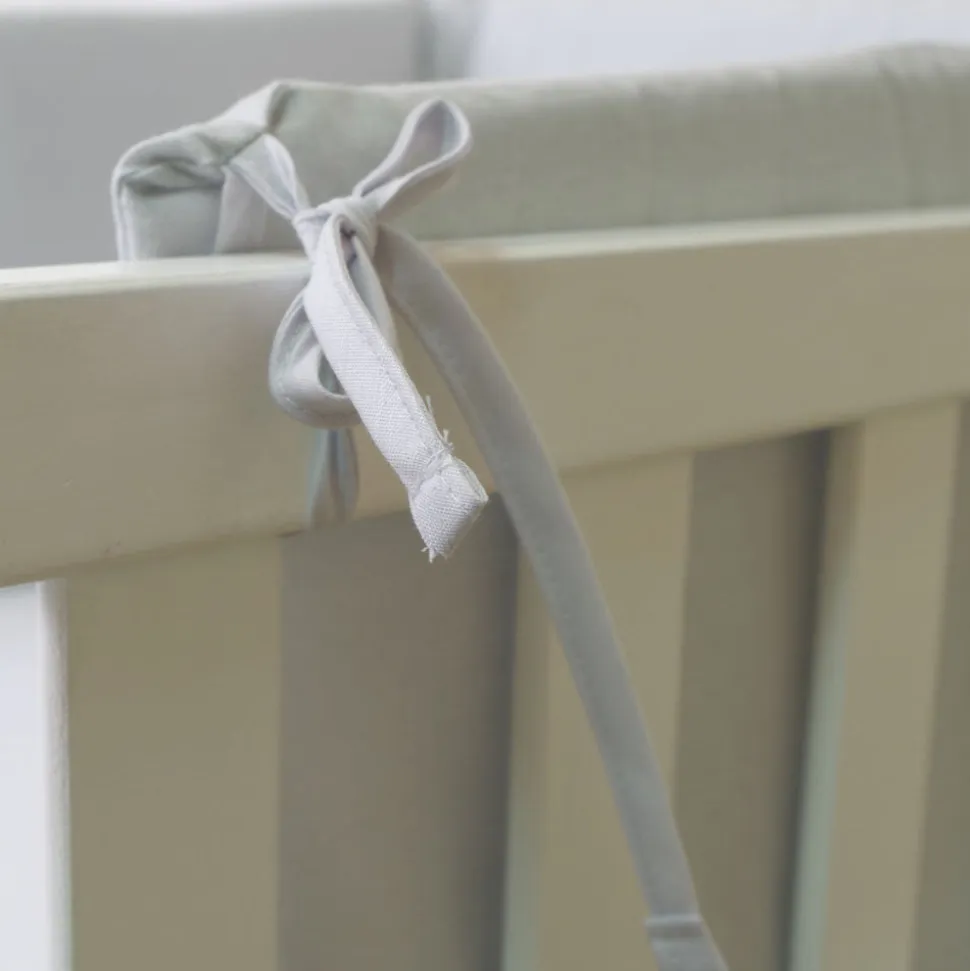 Protector cuna liso gris